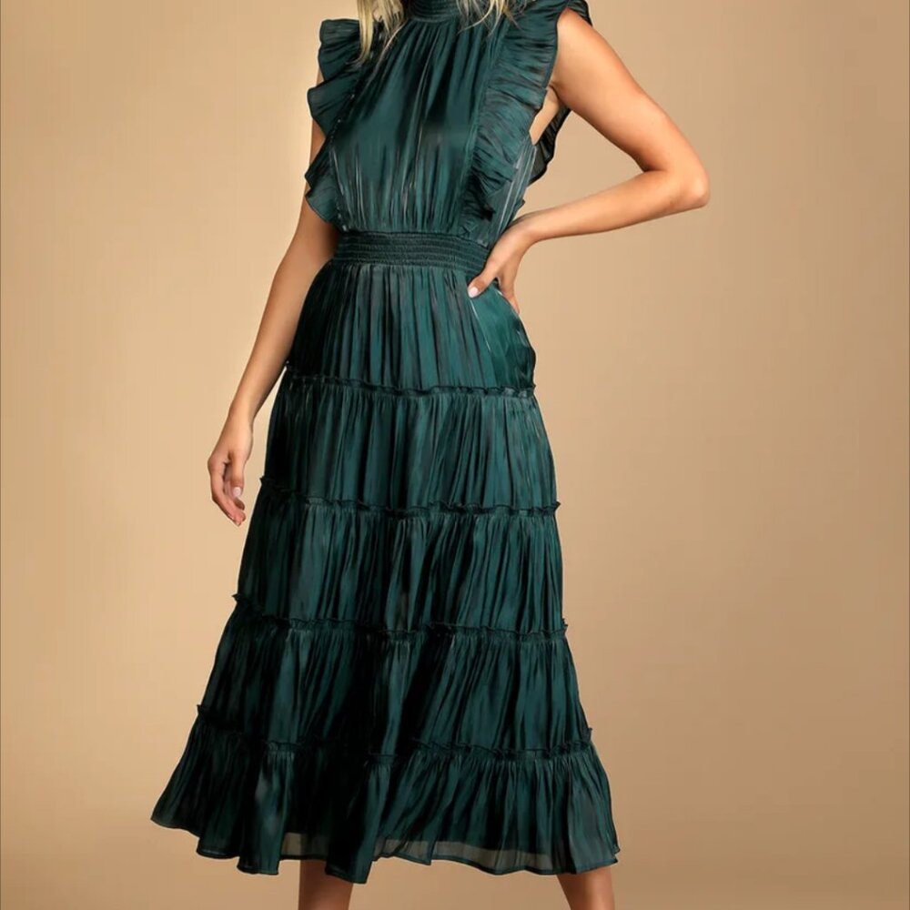 Lulu's Take a Glance Emerald Green Tiered Mock Neck Midi Dress - Size M